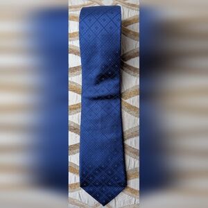 Brioni Italy Silk Tie Navy Blue Diamond Geometric Pattern 3.25" Hand Made Luxury